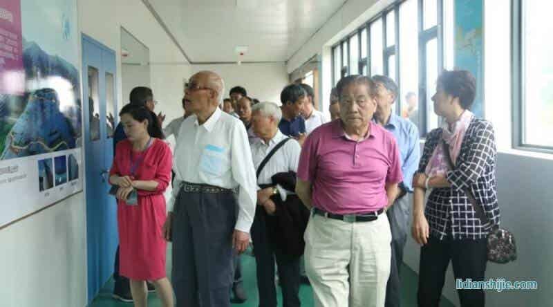 襄陽市老領(lǐng)導(dǎo)考察湖北猛獅新能源科技有限公司