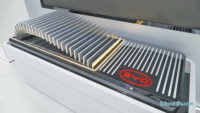 比亞迪刀片電池