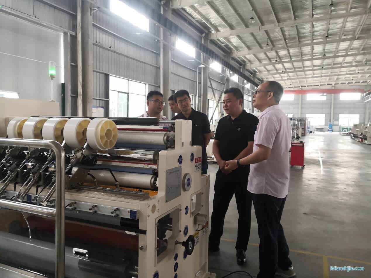 滄州明珠隔膜科技有限公司蒞臨海偉科參觀考察