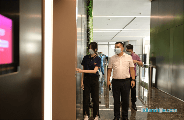 四川省南充市領(lǐng)導(dǎo)蒞臨和潤(rùn)達(dá)視察指導(dǎo)工作