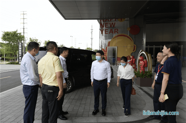 四川省南充市領(lǐng)導(dǎo)蒞臨和潤(rùn)達(dá)視察指導(dǎo)工作