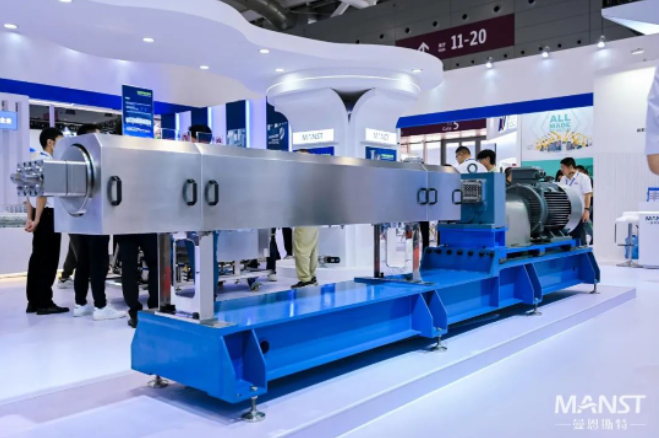 彭建林電池極片智能制造數(shù)字工廠